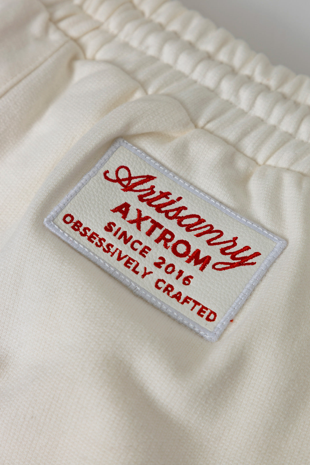 Joggers Regular Fit Natural (Artisanry)