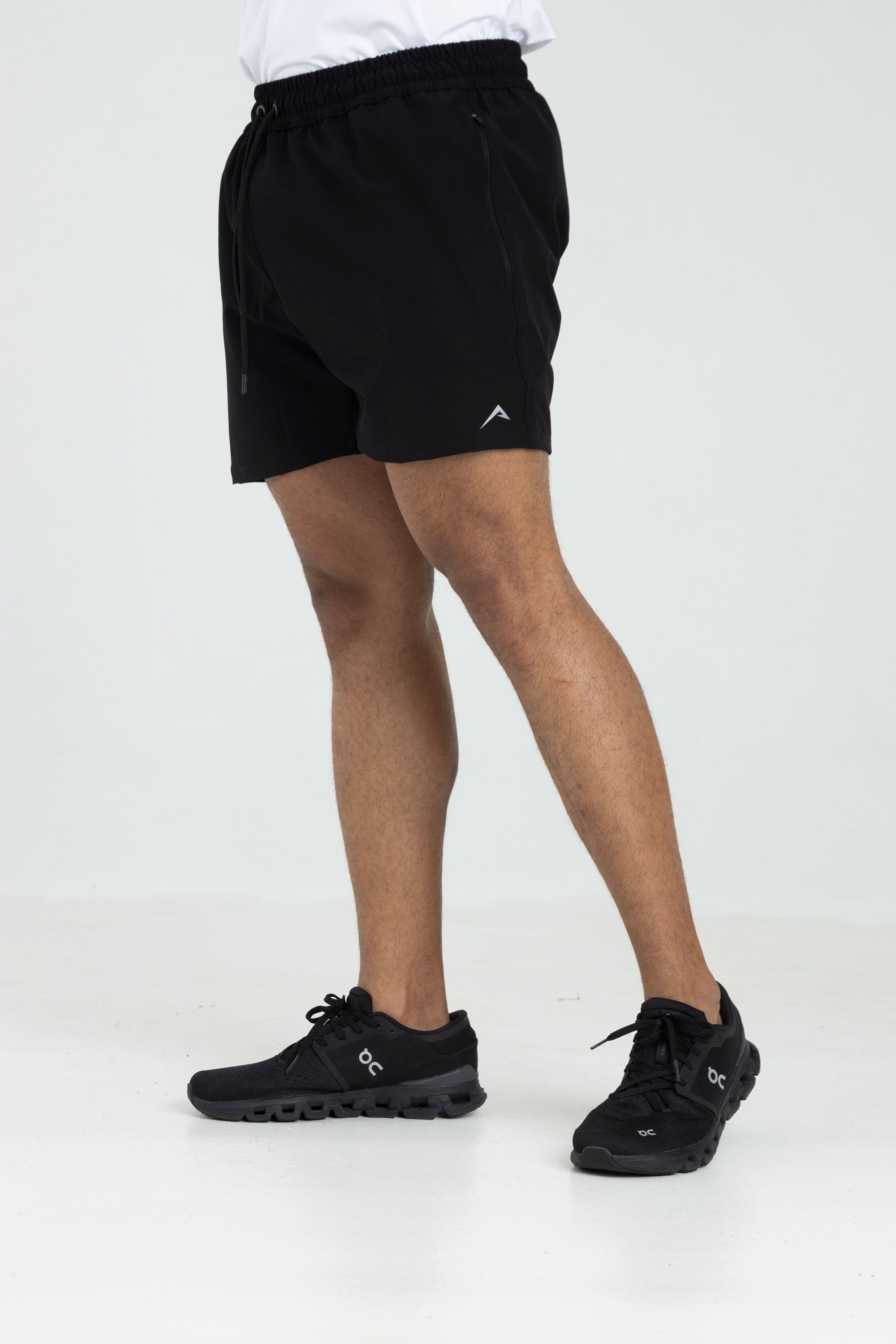 Mid-leg Shorts (Black)