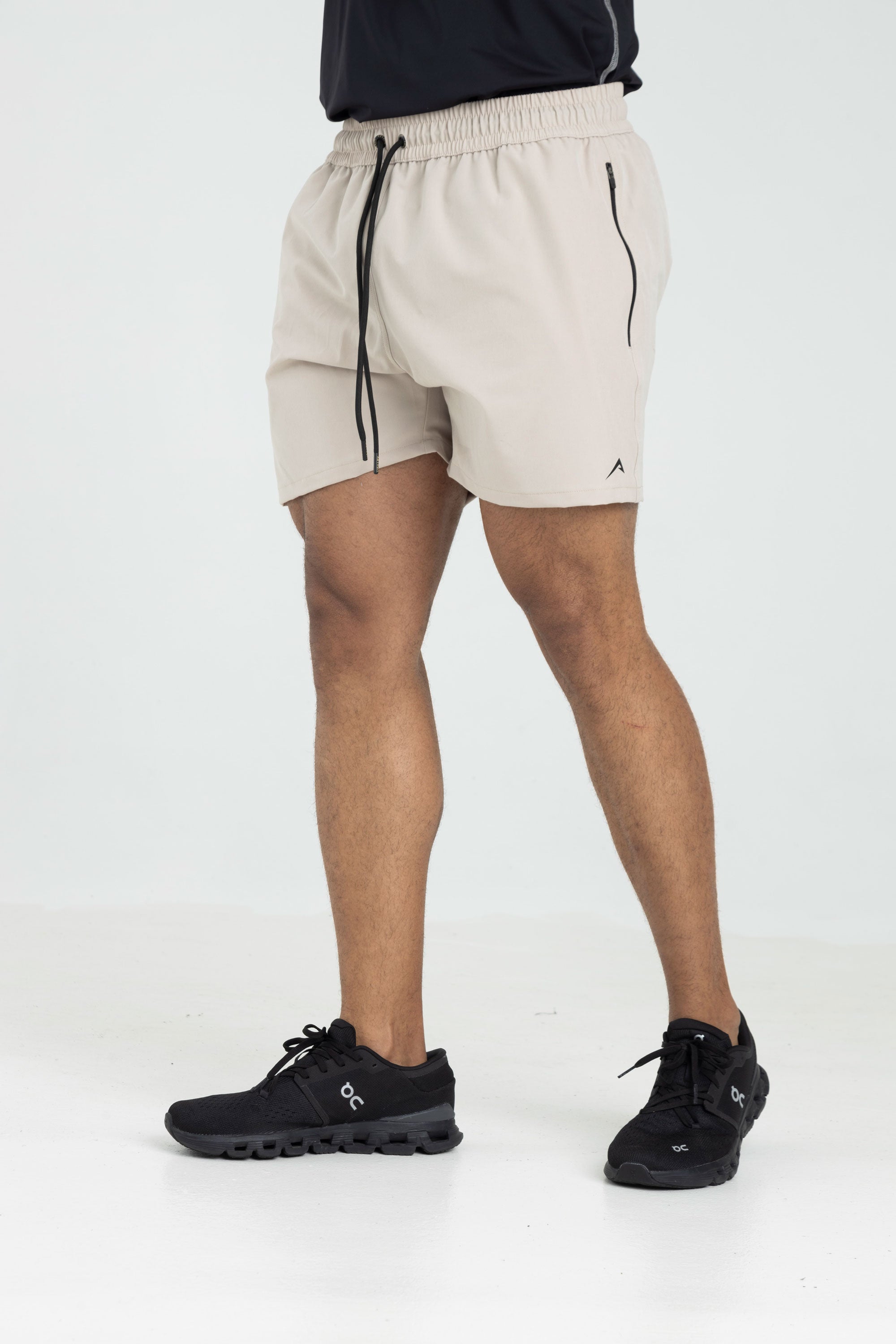 Mid-leg Shorts (Beige)