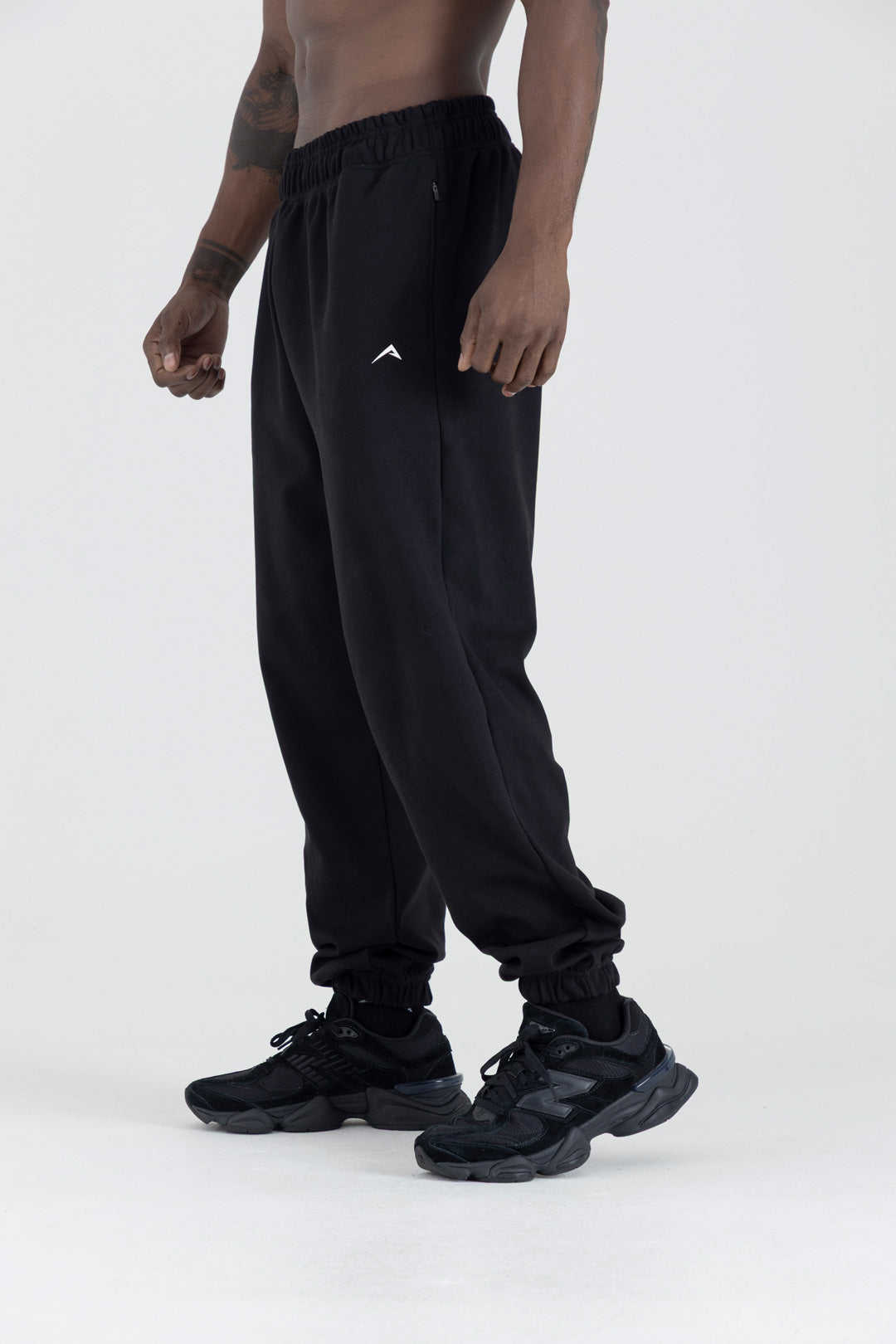 Slim Fit Joggers (Black)