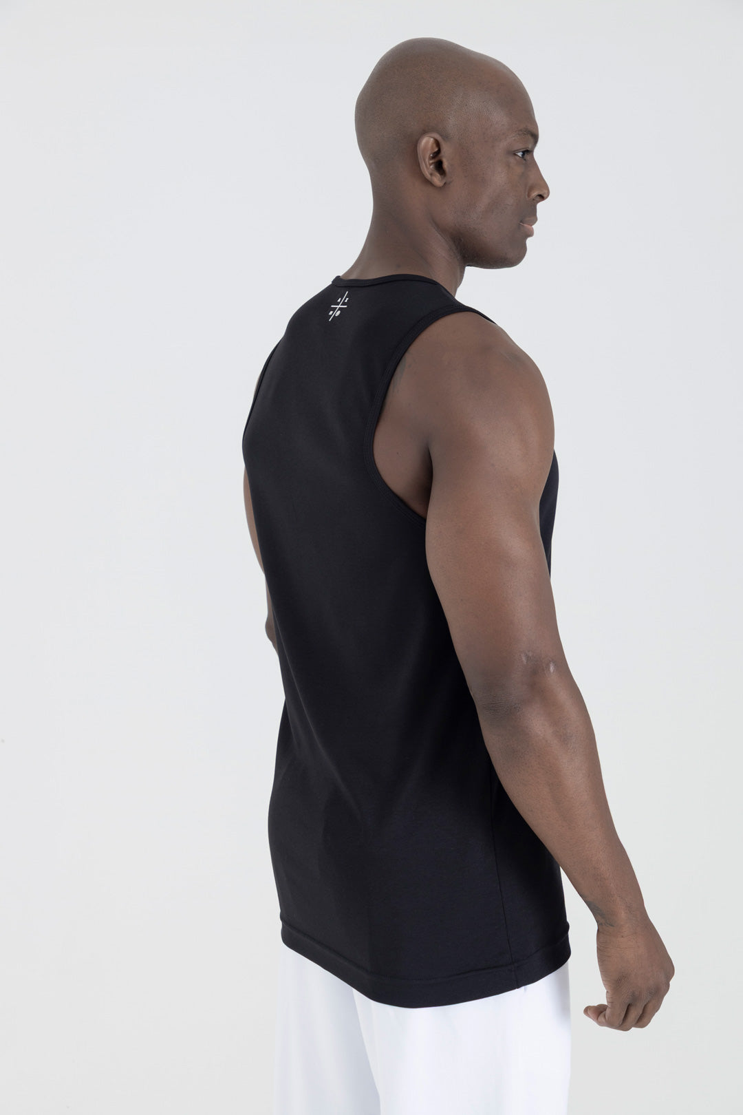 Camisilla Básica (Negra)