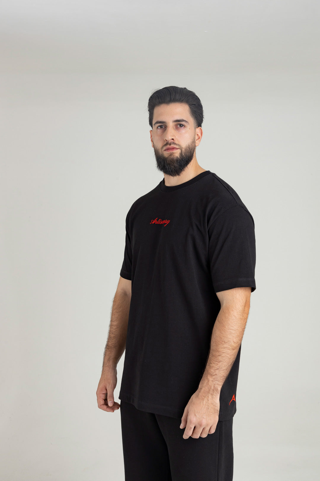 Camiseta Regular Fit Negra (Artisanry)