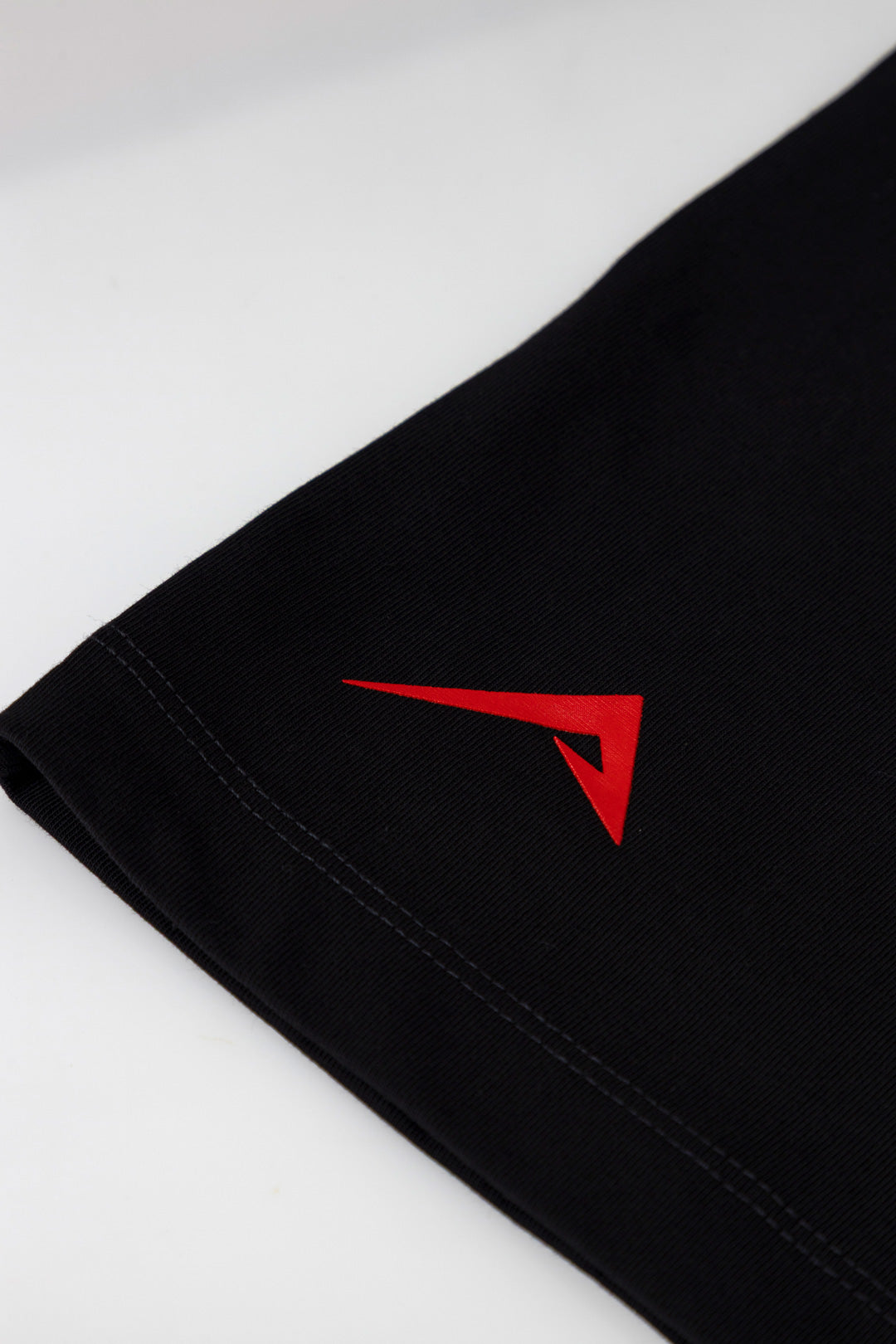 Camiseta Regular Fit Negra (Artisanry)