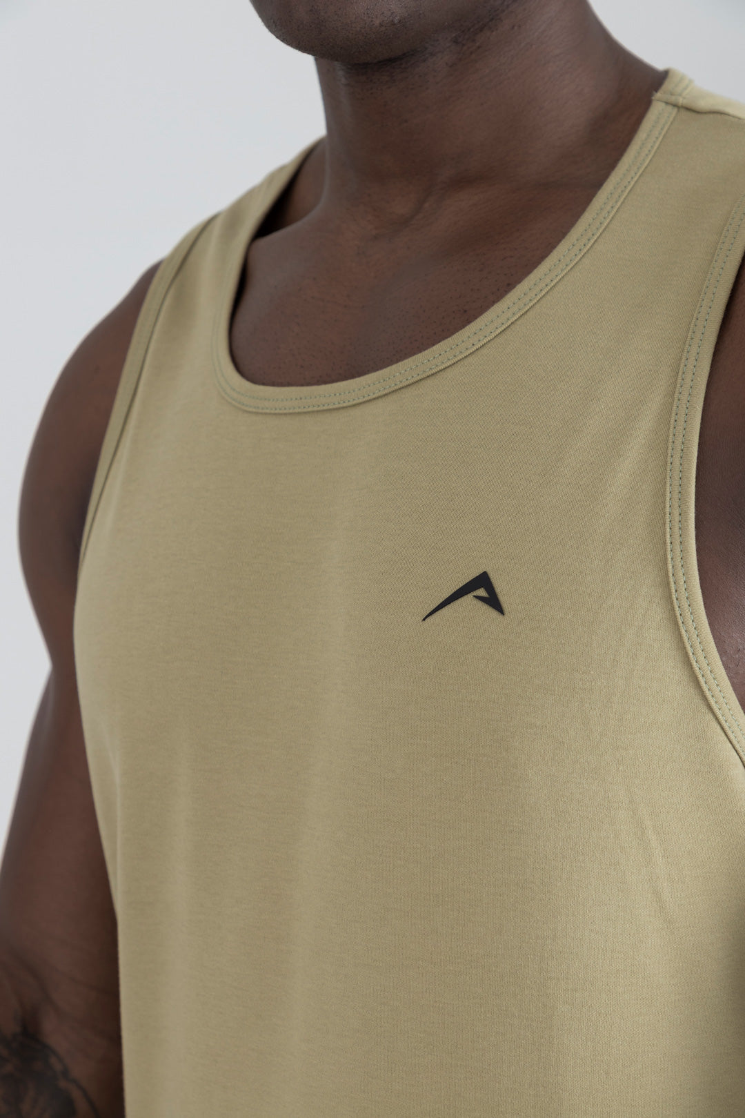 Camisilla Básica (Oliva)