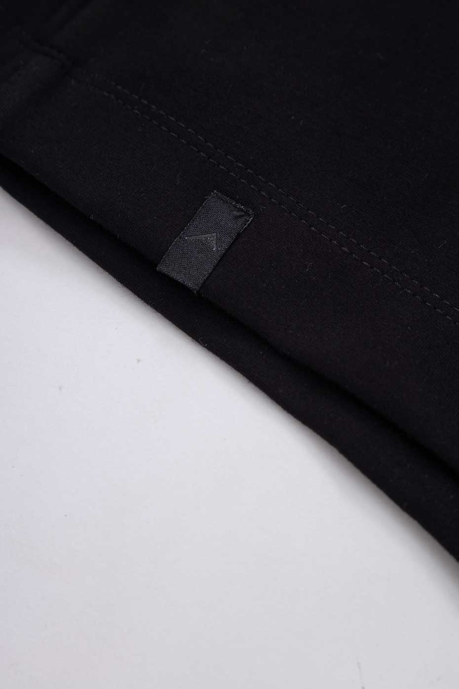 Bermuda (negra)