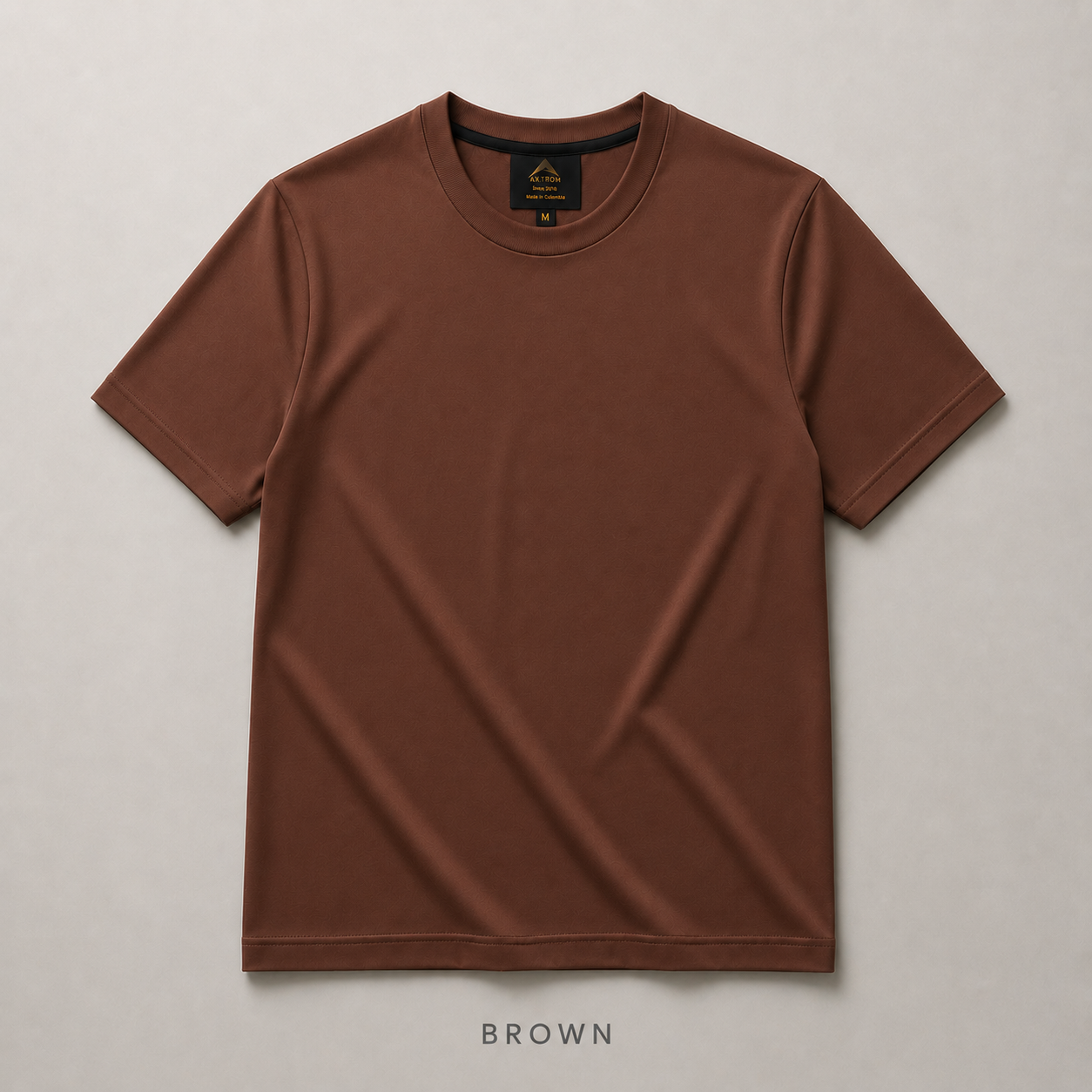 Camiseta Insignia (Marrón)